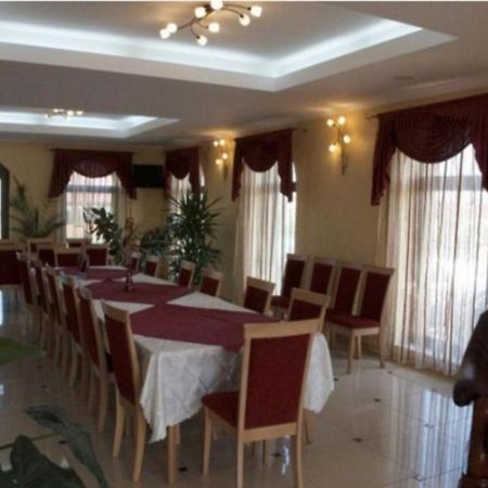 Hotel Casa Optima à Oradea Extérieur photo