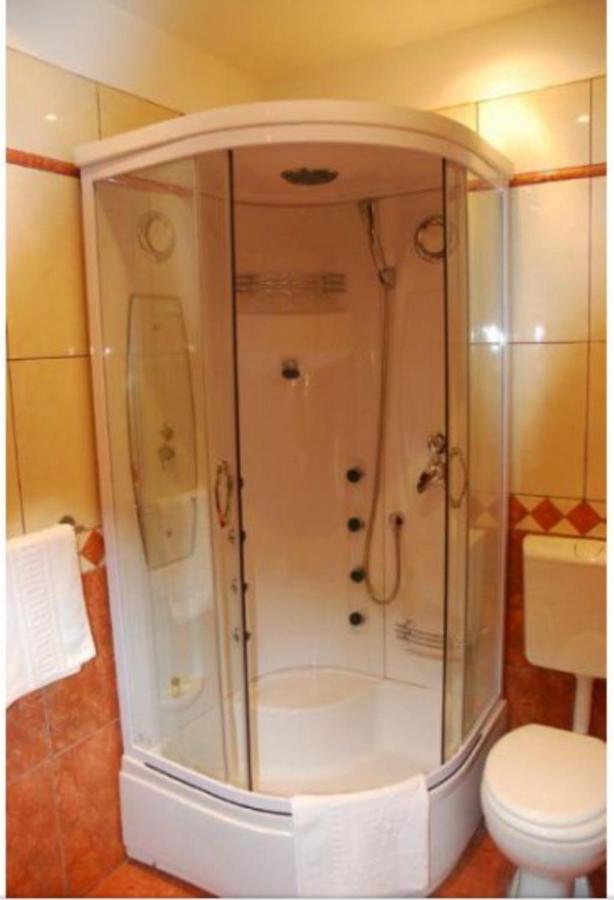 Hotel Casa Optima à Oradea Extérieur photo